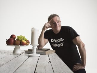 Michel Müller kommt am 8.11.2018 mit seinem Programm "Müller...nicht Shakesbpeare!" nach Versbach (Foto: Brecheis)