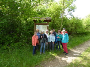 Seniorenwanderung von Gerbrunn über das Gut Gießhügel (Foto: Norbert Mohr)